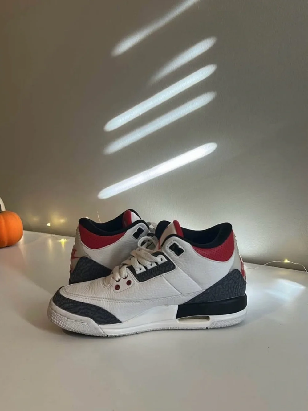 Jordan Men's White Black Red Retro Sneakers